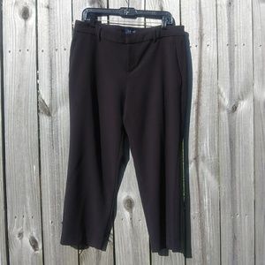 Black Old Navy, Harper, mid rise capris, size 12